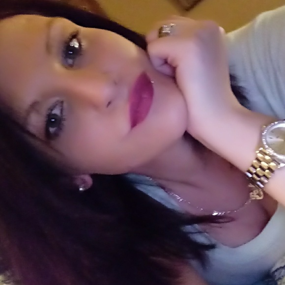 Meet your Posher, Brandy - Picture 4 of 4